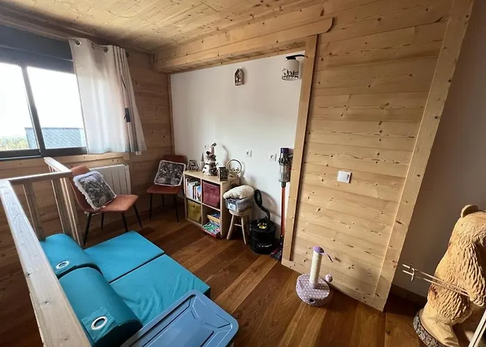 Spacieux Aux Angles Avec 4 Et Coin Detente - Fr-1-593-84 Chalet *